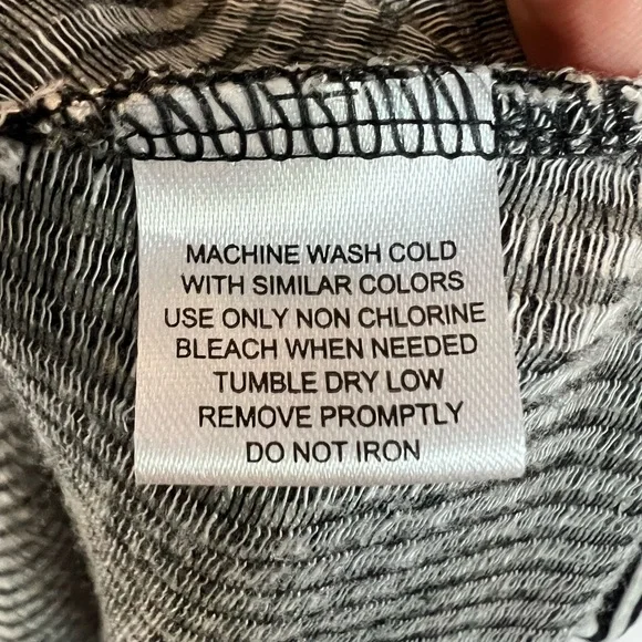 🖤 French Laundry Black & White Stretch Tank – Women’s 3X 🤍 - Picture 5 of 6